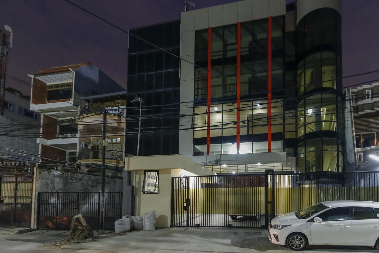 Reddoorz Near Harmoni Gajah Mada Hotel Jakarta Exterior photo